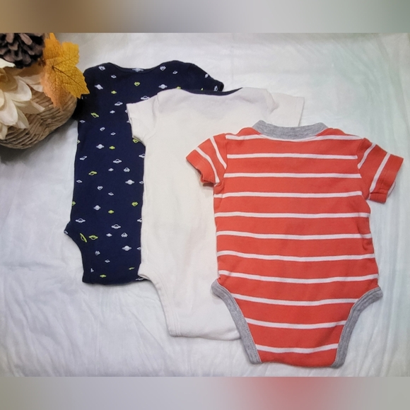 Carter's Baby Boy 3pc Short Sleeve Onesie Bodysuit Bundle Size 3M - Picture 6 of 7